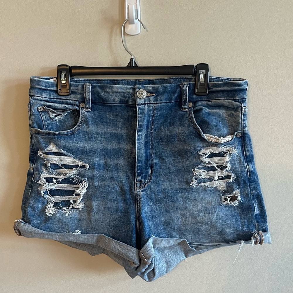 American Eagle High Rise Jeans 💙🤍